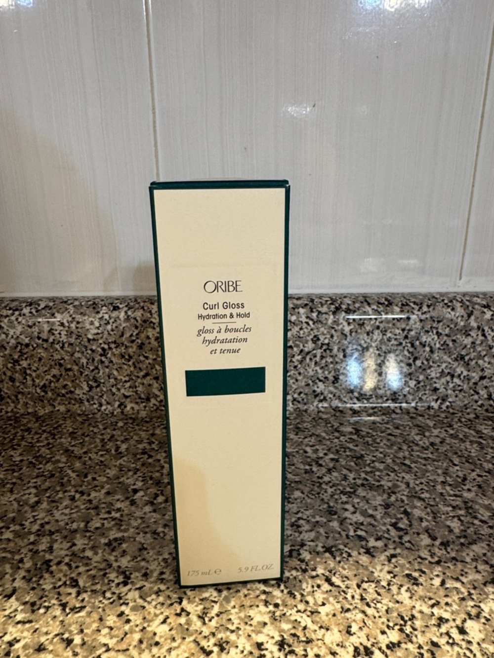 Oribe Curl Gloss Hydration & Hold - Cream with Dark Green Trim